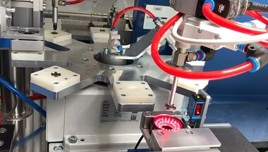 Optical inspection and packaging of 3D antennas